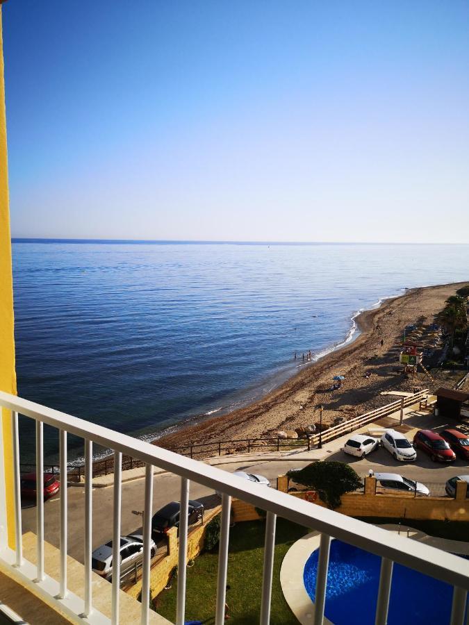 Beachfront Apartment Near Marbella Sitio de Calahonda Bagian luar foto